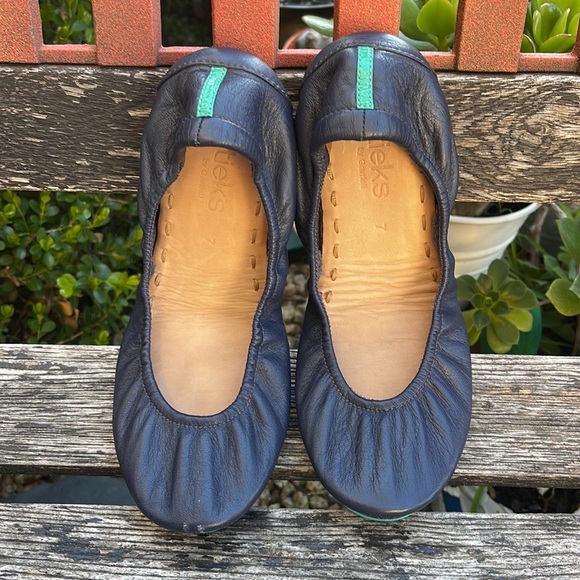 Tieks bundle - Picture 14 of 16